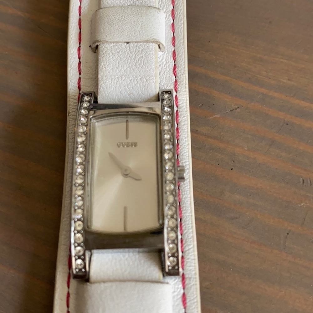 Guess watch - Picture 3 of 4